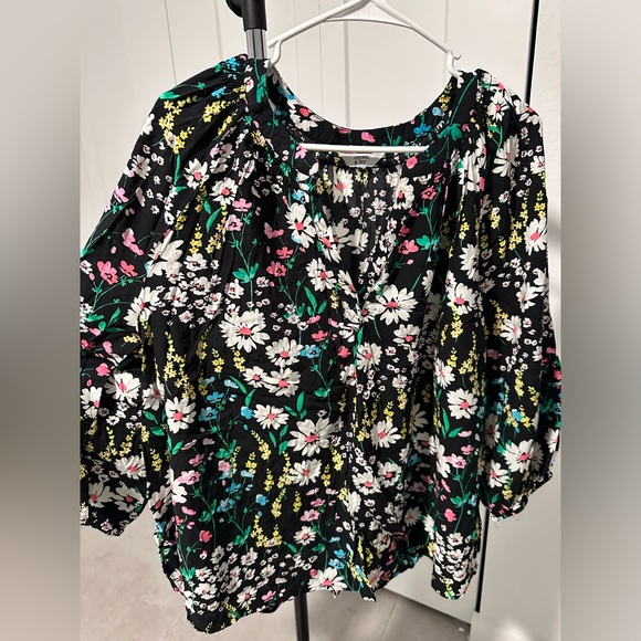 5 Women's Summer Tops and Blouses in XL. Old Navy, art9 (c18) - Picture 10 of 11